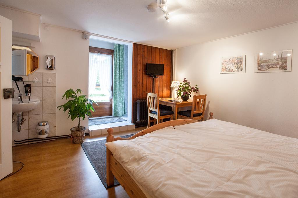 Pension Tannenheim Schluchsee Kamer foto