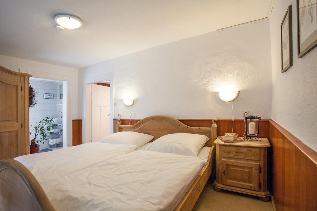 Pension Tannenheim Schluchsee Kamer foto